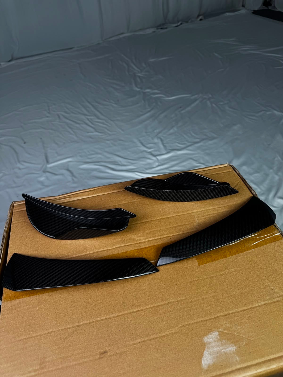 Alfa Romeo Giulia Quadrifoglio Luna Rossa Style Carbon Fiber Front Canards