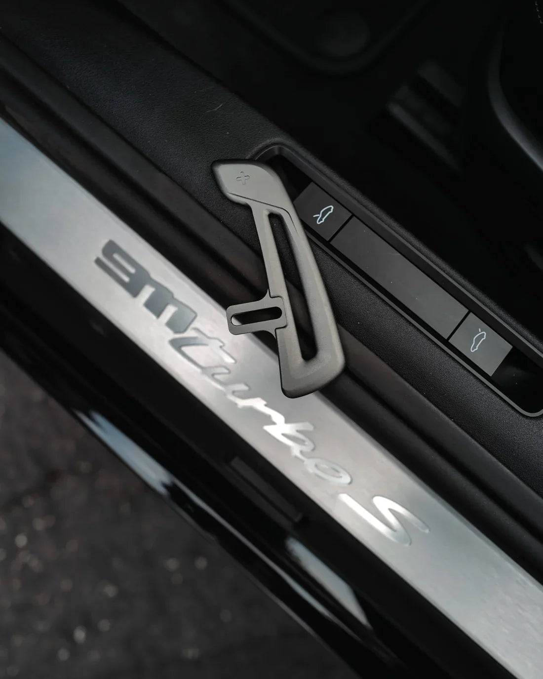 JQ Werks Madtrace® Clubsport Magnetic Paddle Shifters For Porsche