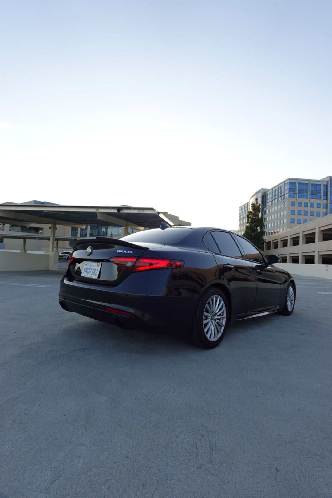 Alfa Romeo Giulia PSM V2 Style Carbon Fiber Spoiler