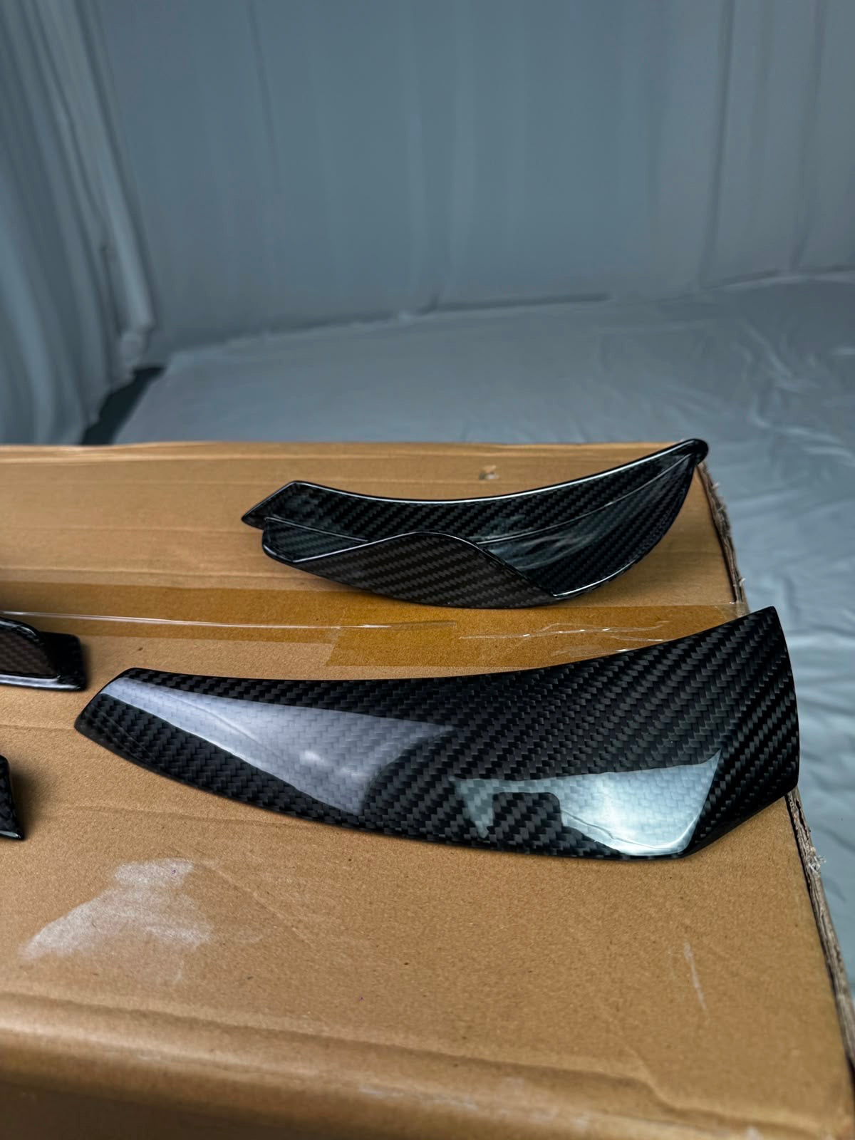 Alfa Romeo Giulia Quadrifoglio Luna Rossa Style Carbon Fiber Front Canards