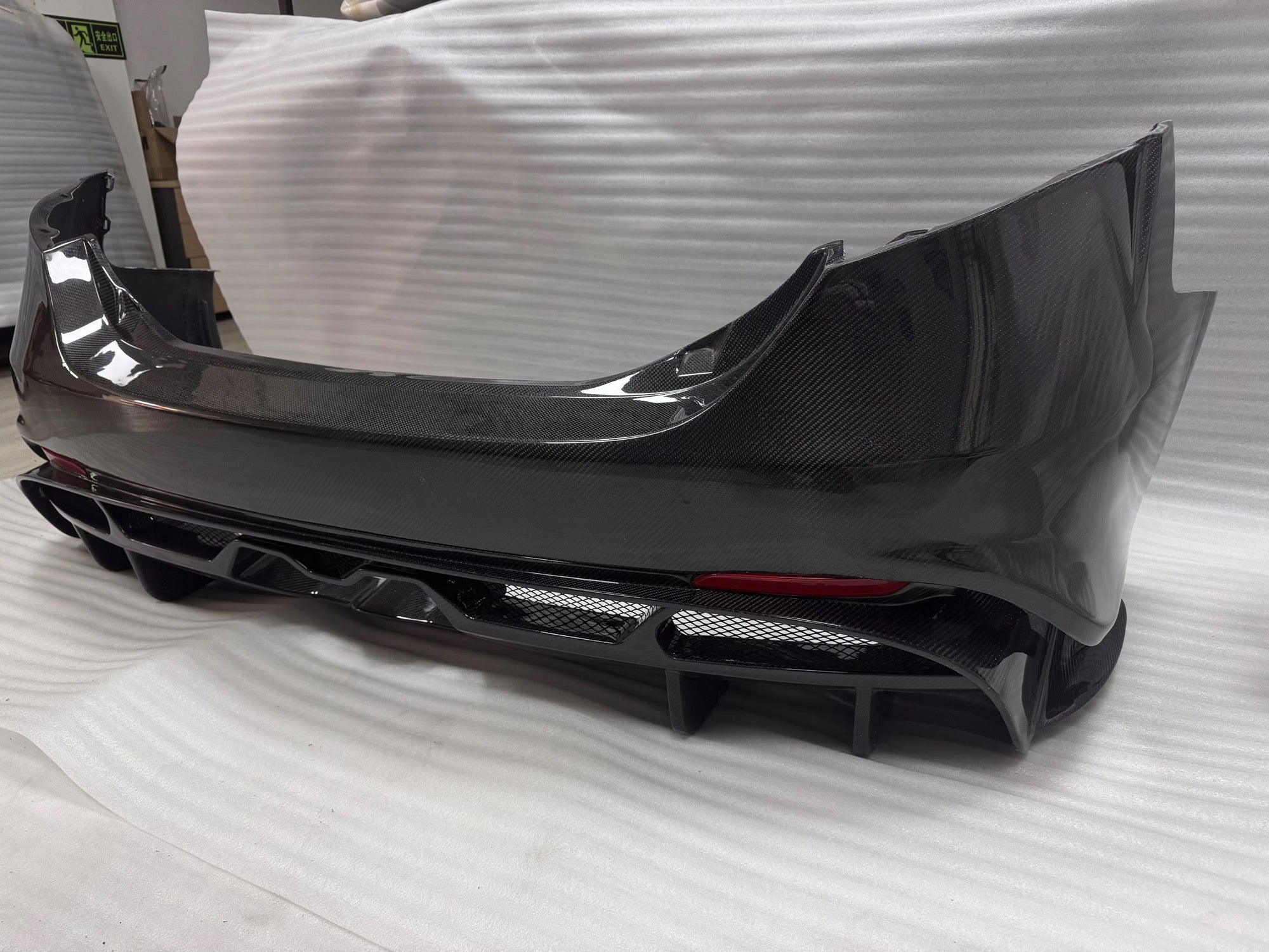 Alfa Romeo Giulia GTAm Style Rear Bumper (Full Carbon / Half Carbon)