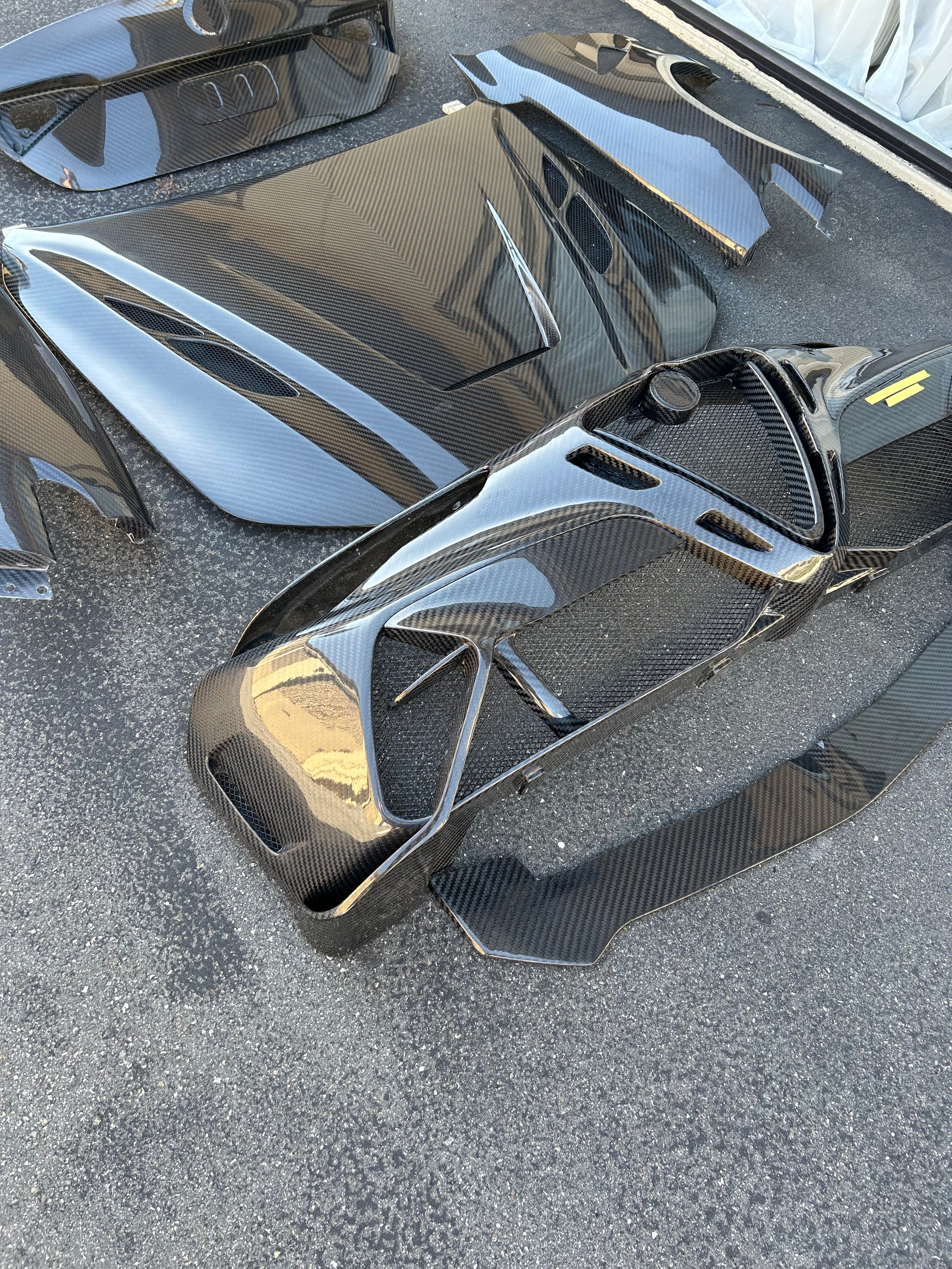 Alfa Romeo Giulia GTAm Carbon Fiber Full Bodykit Conversion