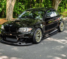 Load image into Gallery viewer, BMW E82 1M Carbon Fiber Side Skirt Extensions
