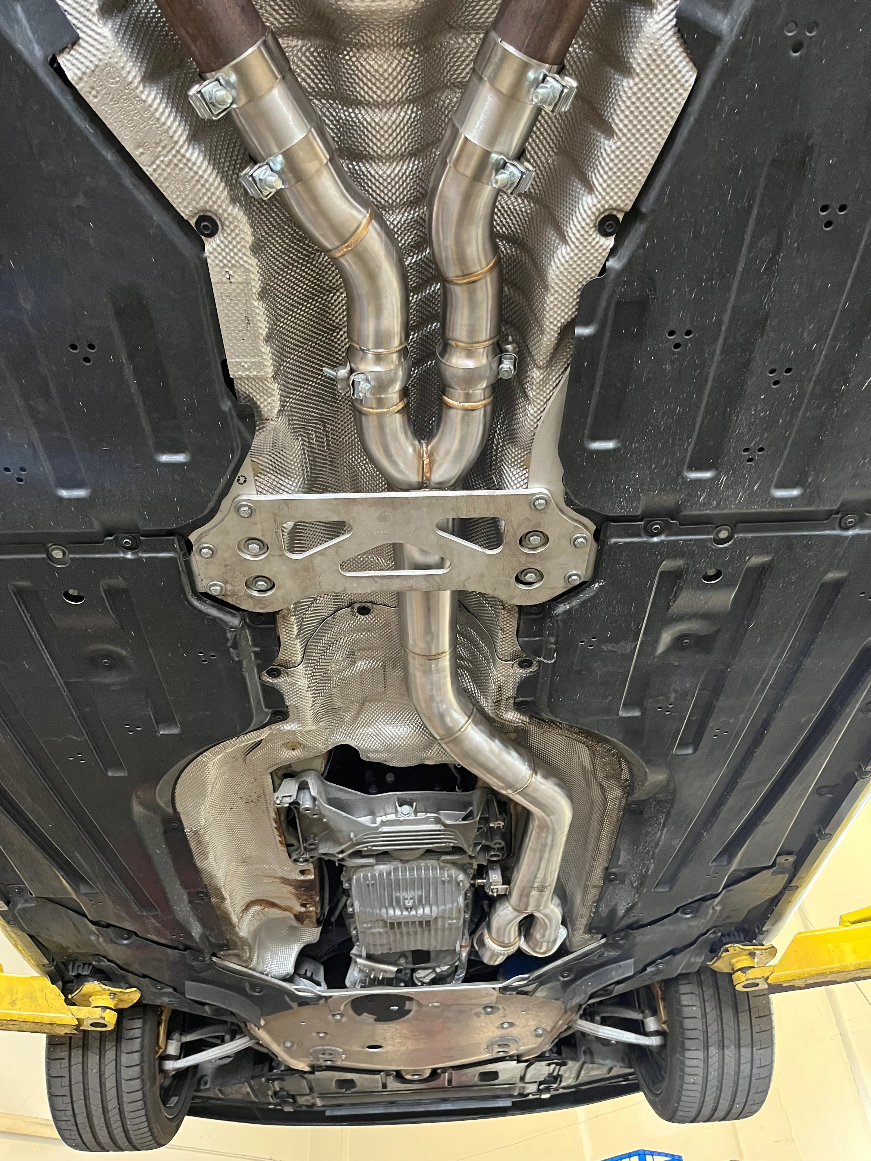 BMW S58 Single Midpipe - G80 M3 / G82/83 M4 / G87 M2
