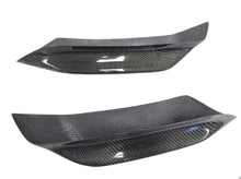 Load image into Gallery viewer, BMW F8X M3 / M4 V2 Carbon Fiber Front Upper Fangs - F80 / F82 / F83
