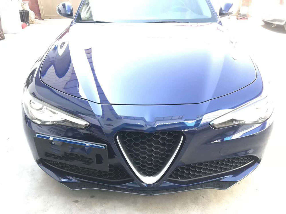 Alfa Romeo Giulia Base V1 QV Style Carbon Fiber Front lip