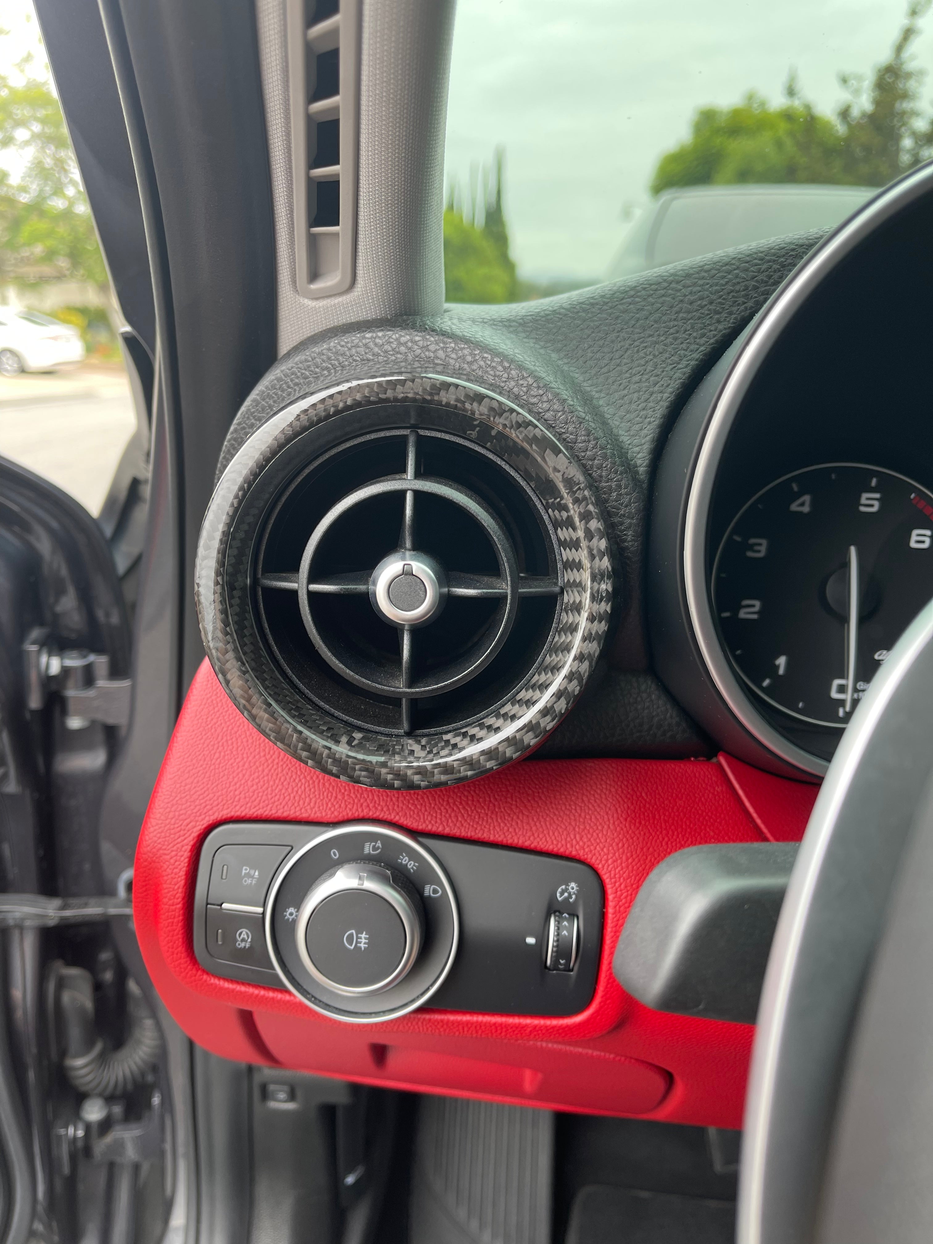 Alfa Romeo Giulia Carbon Fiber Air Vent Covers