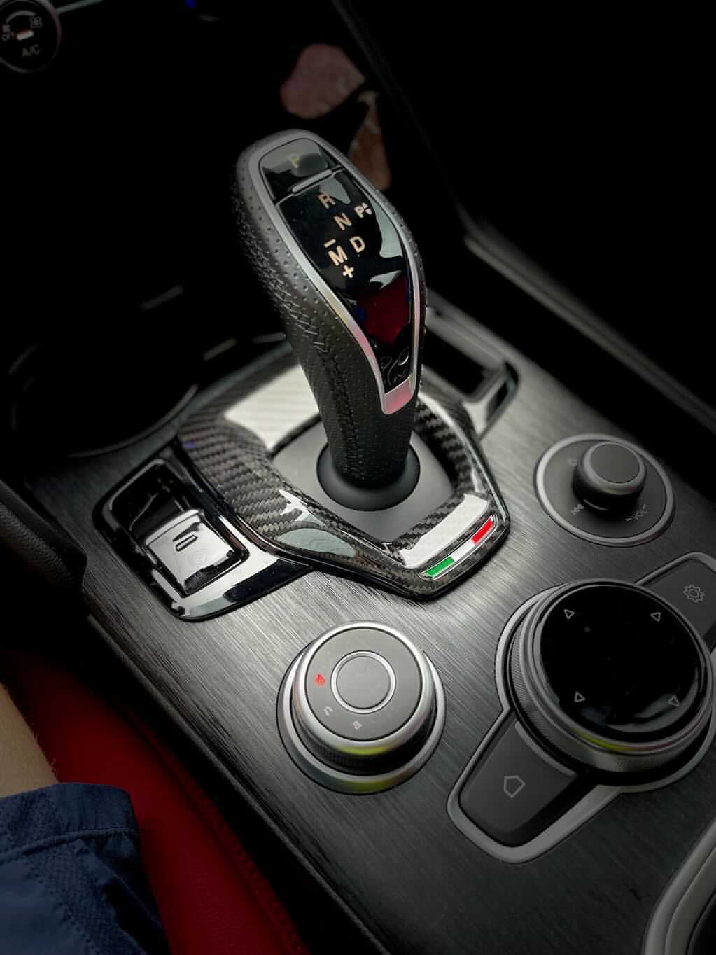 Alfa Romeo Giulia & Stelvio 2020+ Carbon Fiber Shift Boot Trim