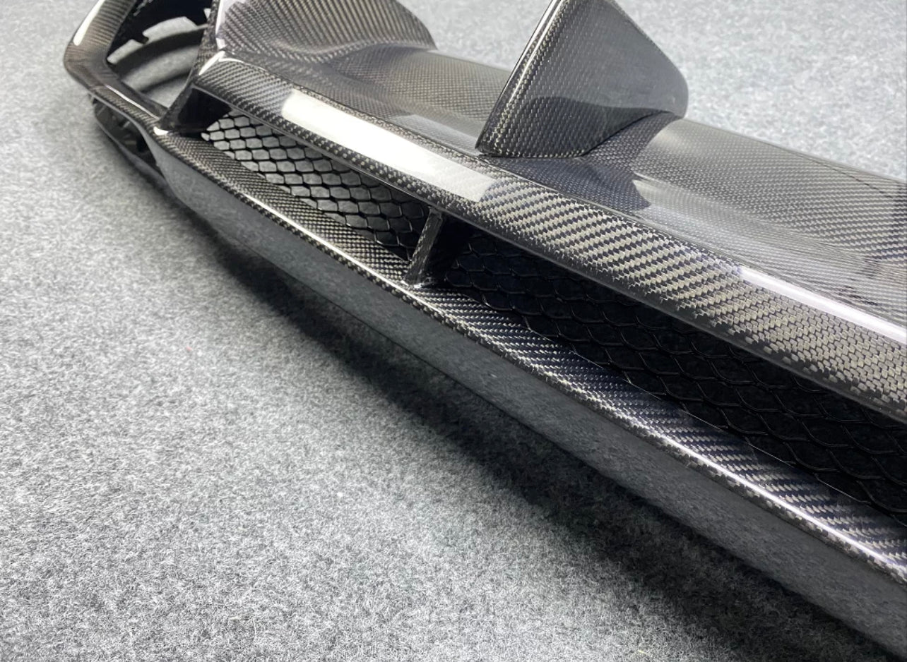 Alfa Romeo Giulia Base Model QV Style Carbon Fiber Diffuser