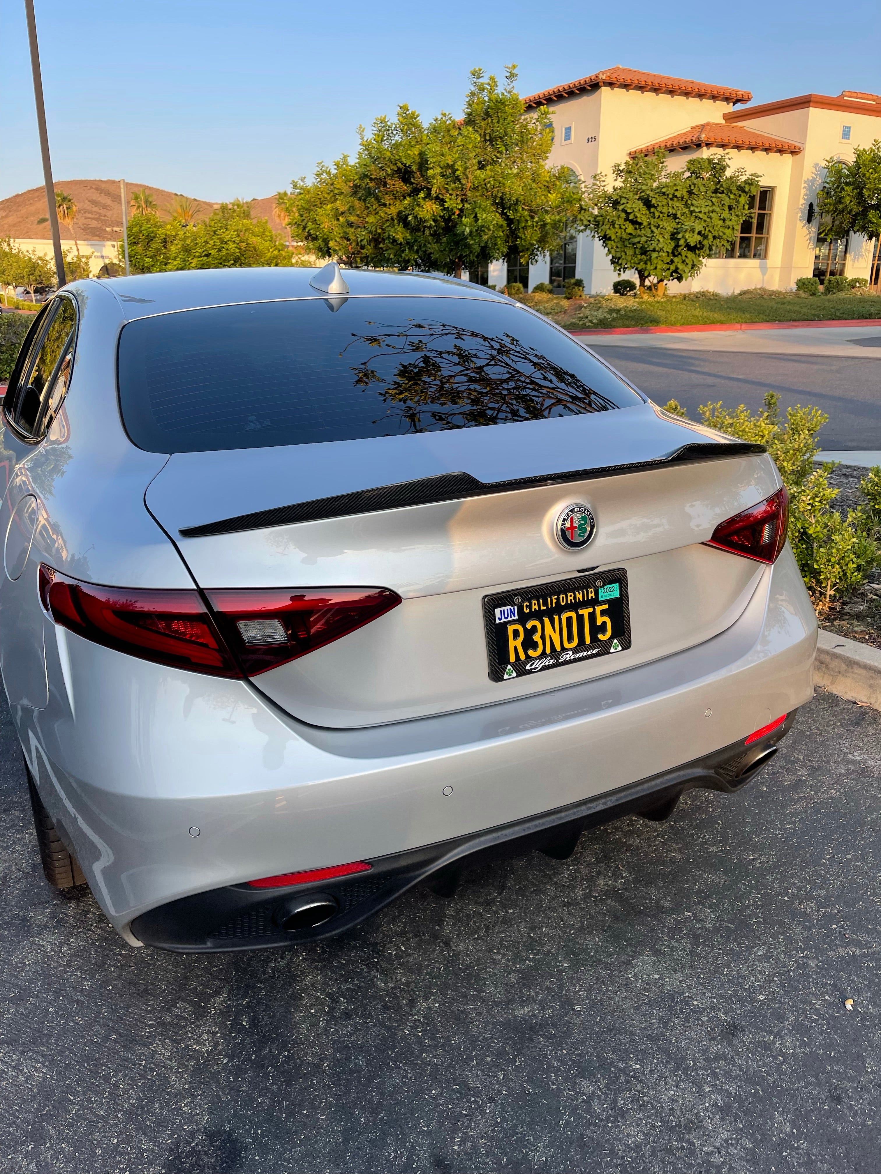 Alfa Romeo Giulia Carbon Fiber QV Style Spoiler V1