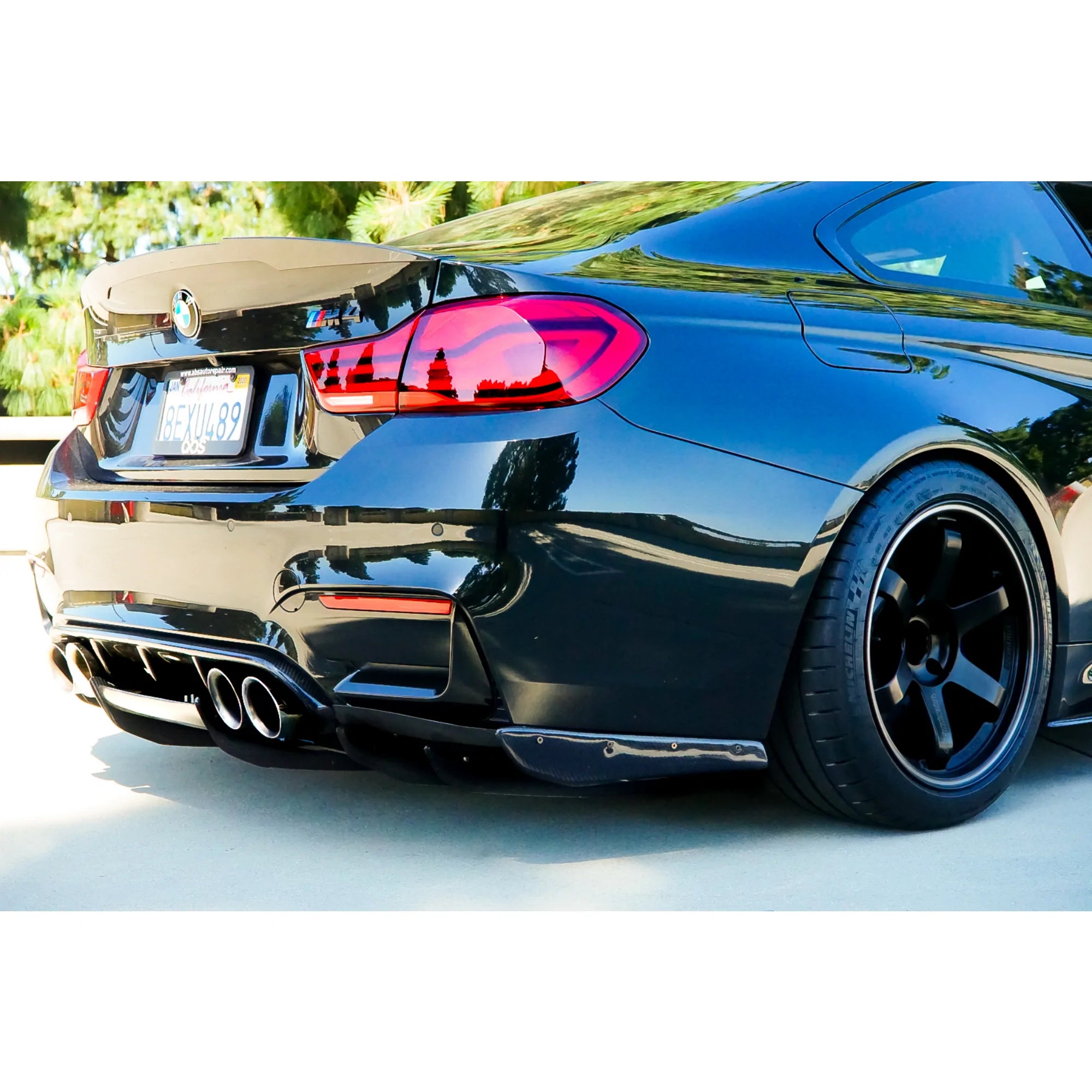 BMW Varis Style Carbon Fiber Diffuser - F80 M3 / F82/83 M4