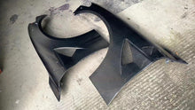 Load image into Gallery viewer, Alfa Romeo Giulia GTAM Style Carbon Fiber Fenders
