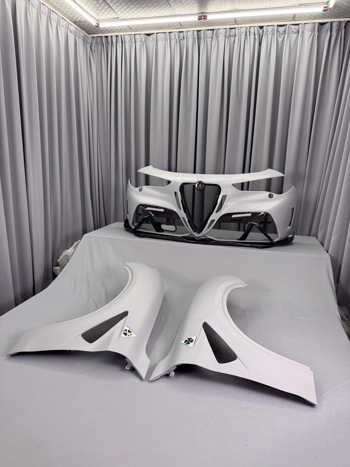 Alfa Romeo Stelvio GTAm Style (Half Carbon / Full Carbon) Front End Kit