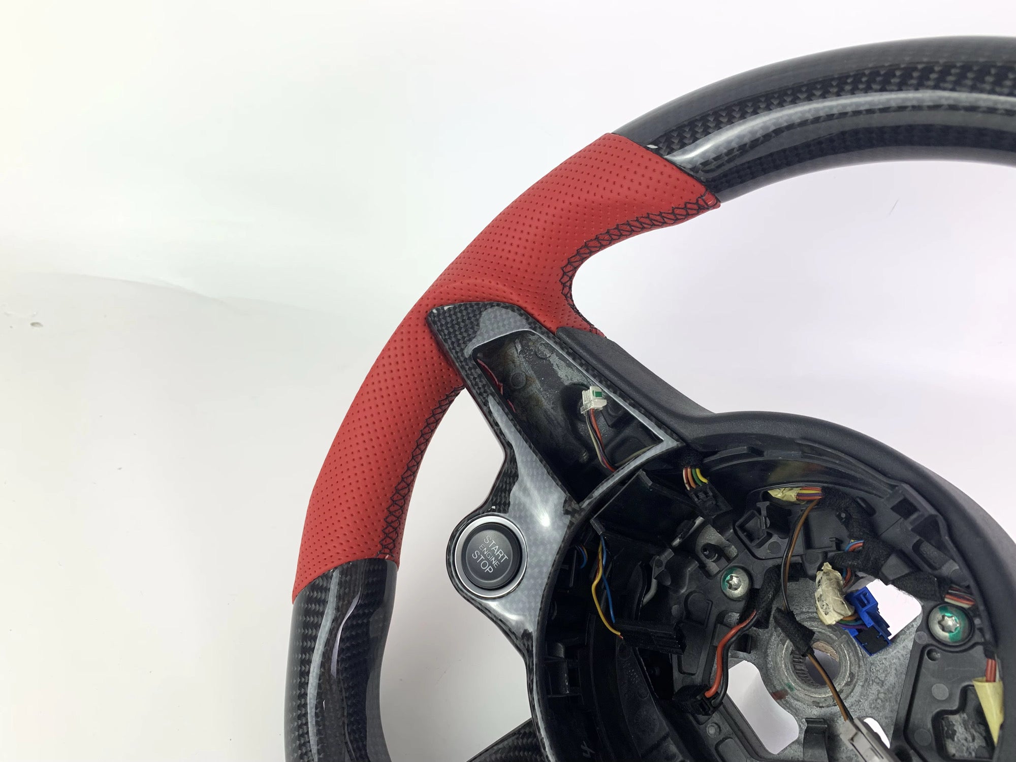 Alfa Romeo Giulia & Stelvio Custom Carbon Fiber Steering Wheel