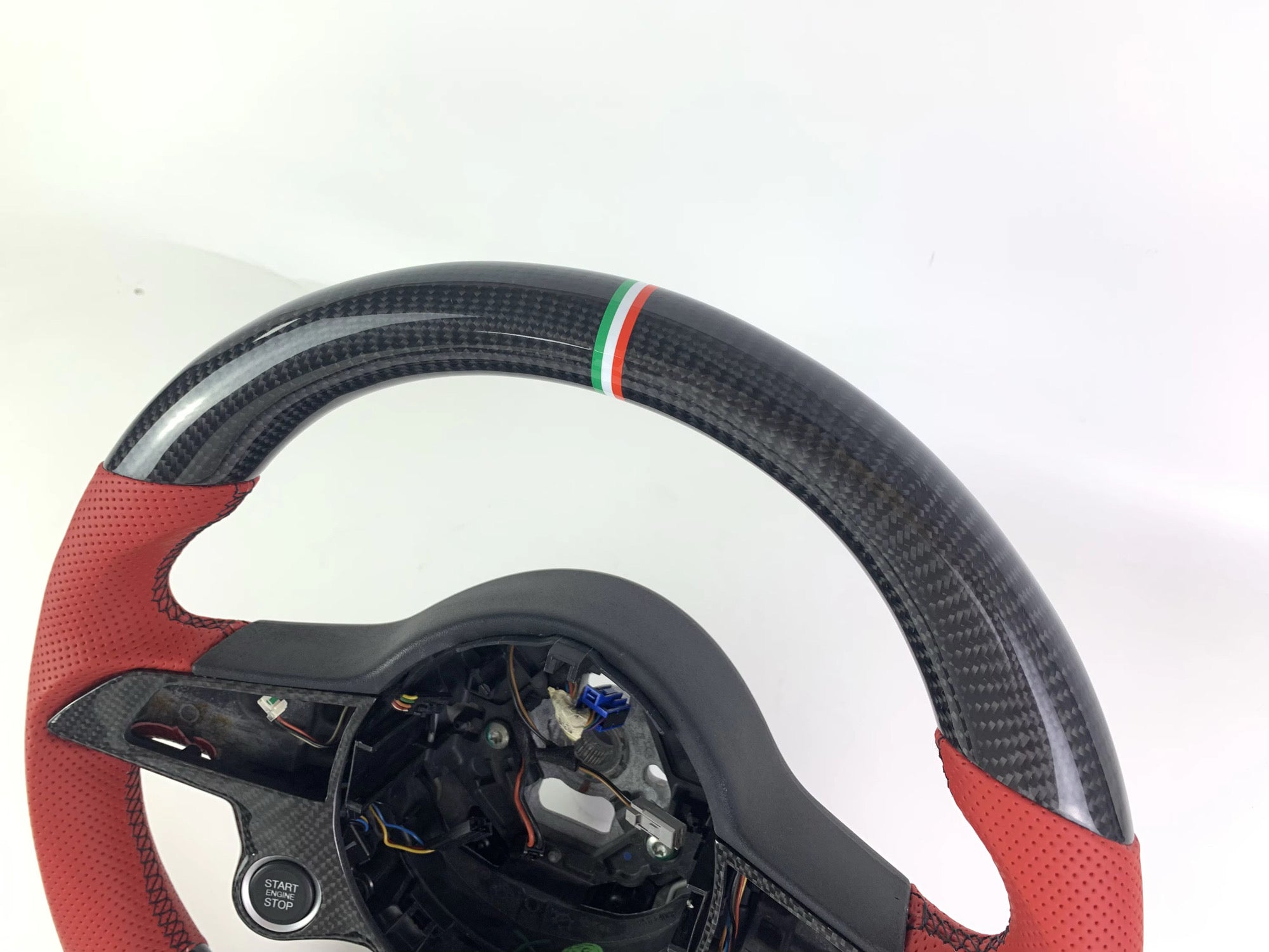 Alfa Romeo Giulia & Stelvio Custom Carbon Fiber Steering Wheel