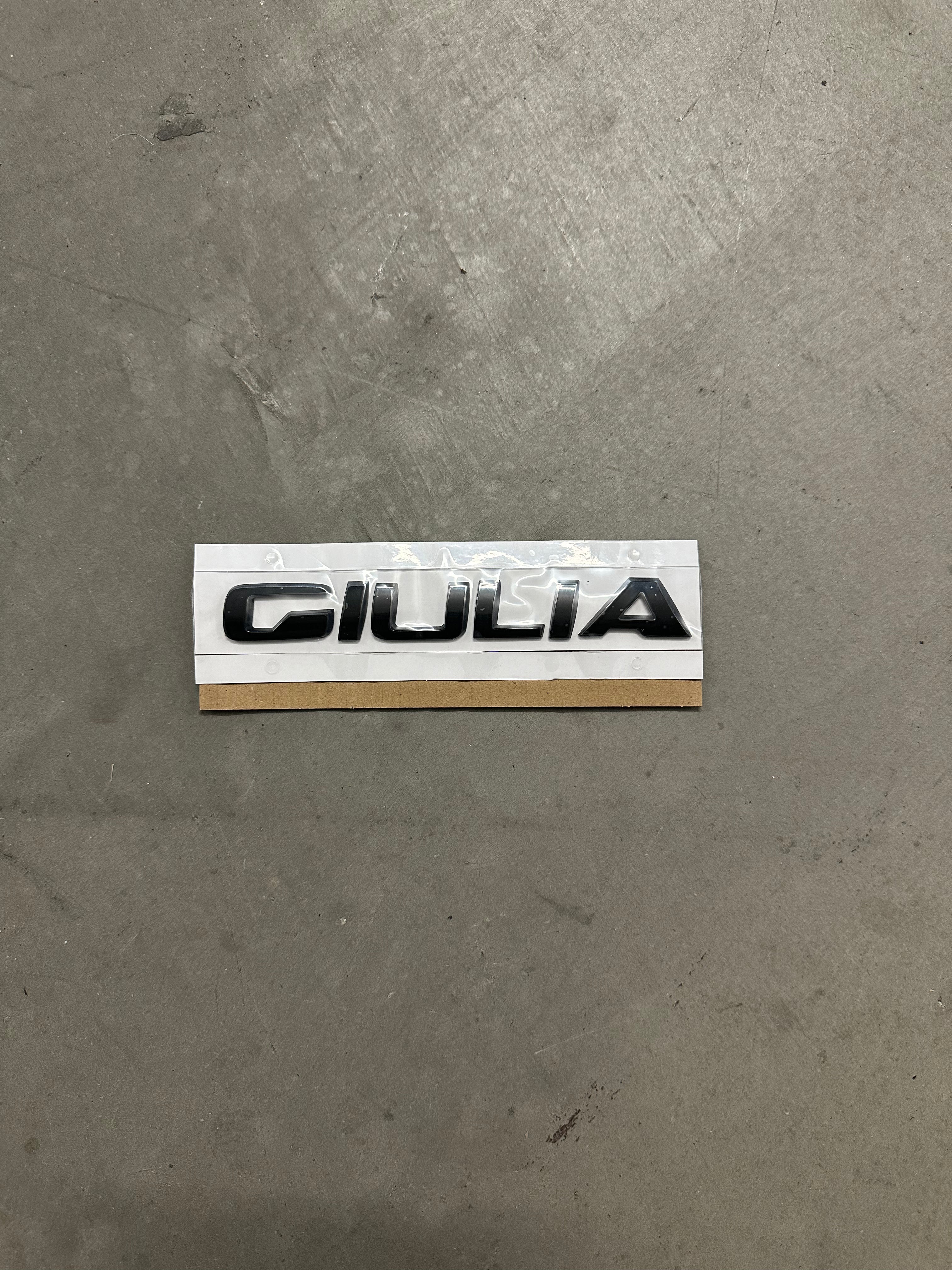 Alfa Romeo Giulia Gloss Black Emblem