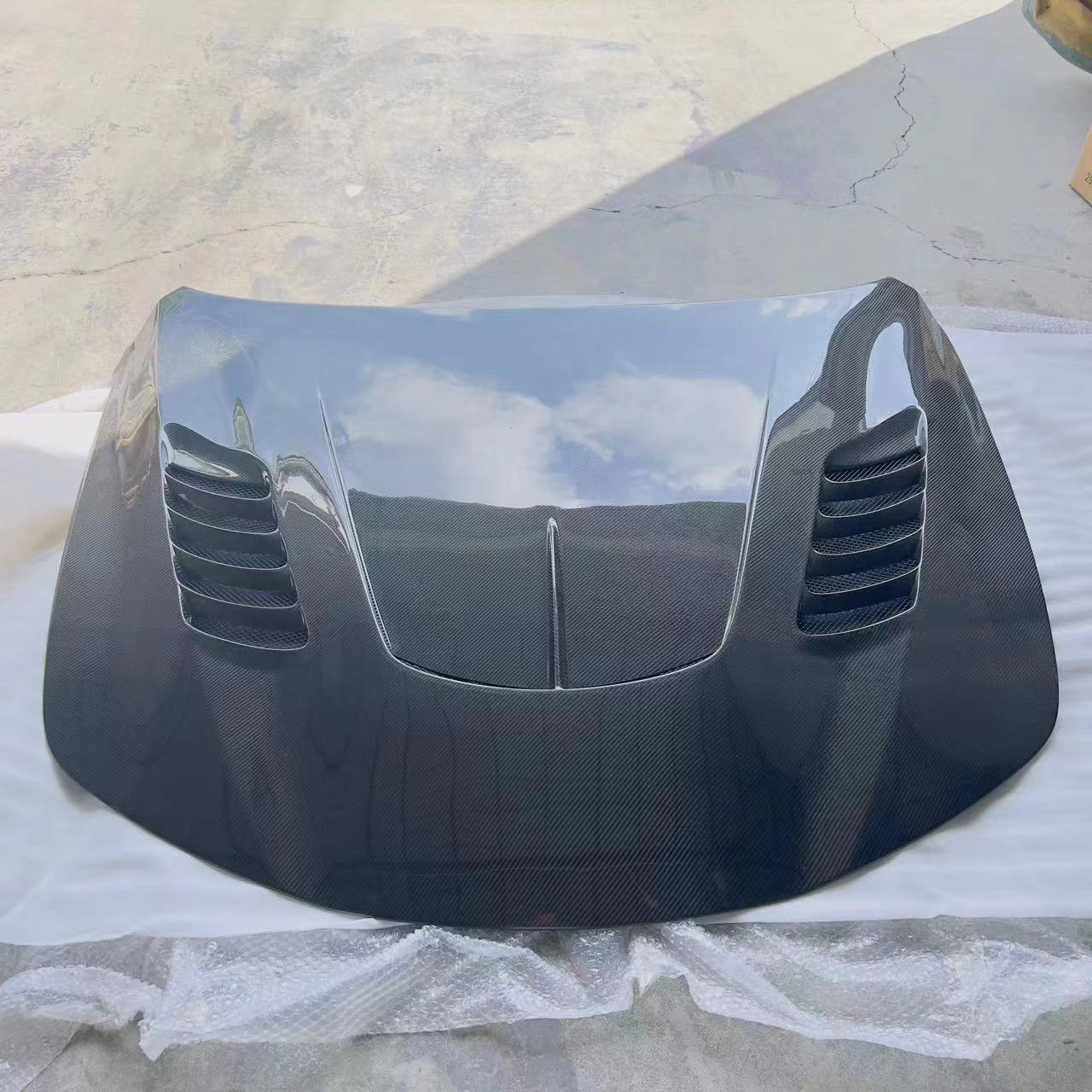 Alfa Romeo Giulia Vented Carbon Fiber Hood