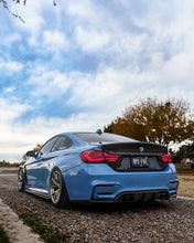 Load image into Gallery viewer, BMW F82 M4 OEM Style Carbon Fiber Trunk

