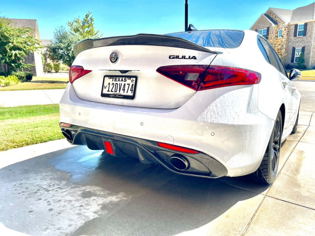 Alfa Romeo Giulia Carbon Fiber Diffuser W/ Rain light