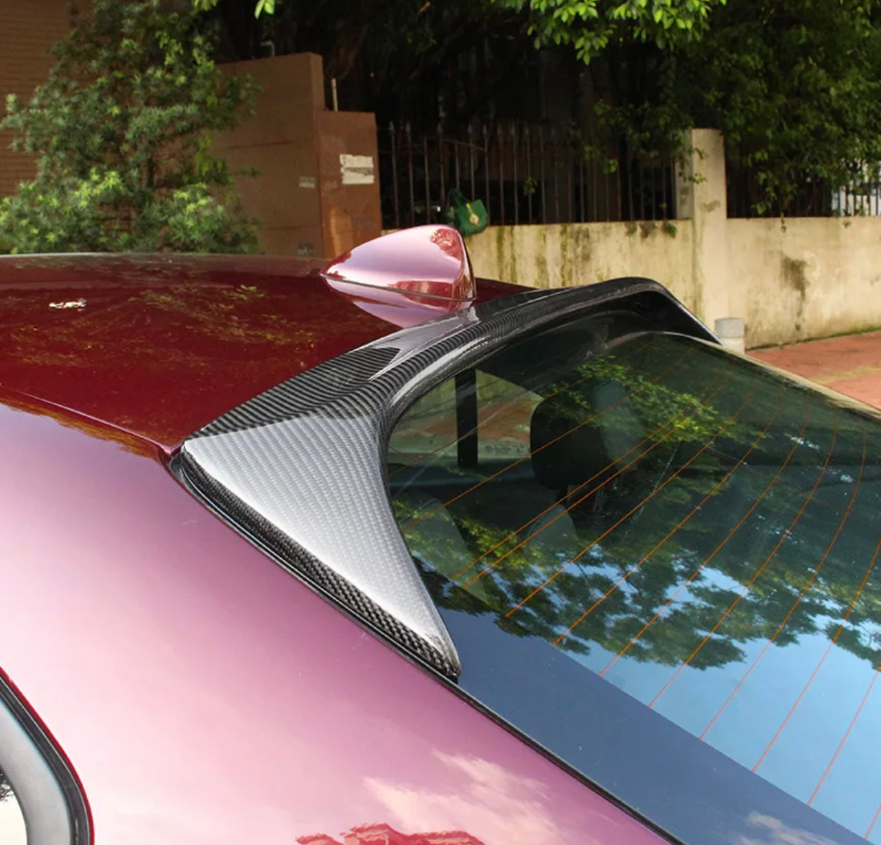 Alfa Romeo Giulia Aggressive Style Carbon Fiber Roof Spoiler