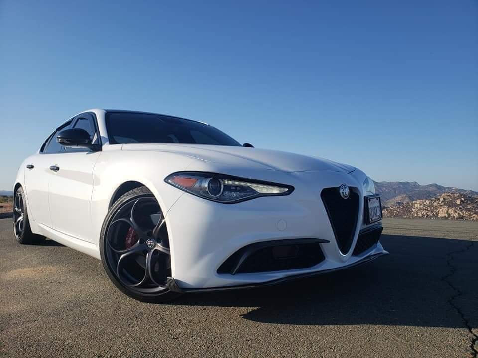 Alfa Romeo Giulia V4 Base Model Carbon Fiber Front Lip
