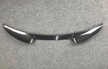 Load image into Gallery viewer, Alfa Romeo Giulia GTAM Style Spoiler
