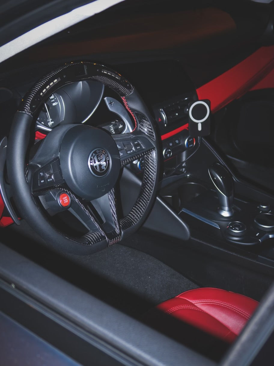Alfa Romeo Giulia & Stelvio Custom Carbon Fiber Steering Wheel